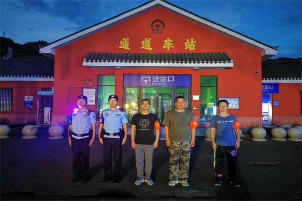 75bb68299632e6027590044fe6fd097.jpg 75bb68299632e6027590044fe6fd097.jpg